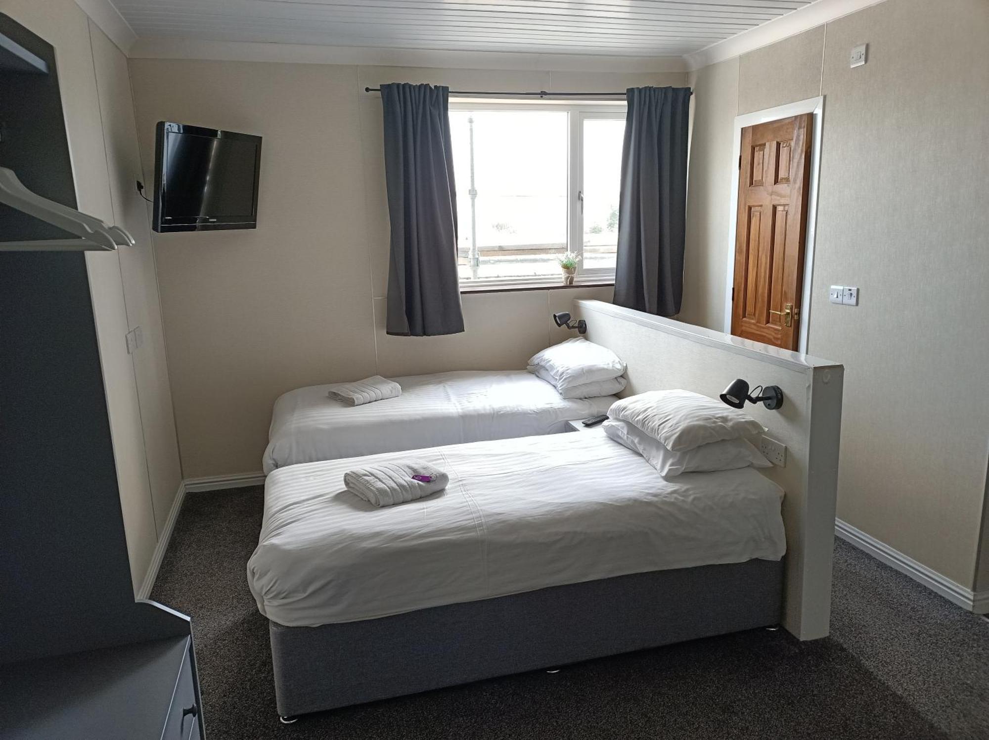 דומפריס The Townhouse Accommodation מראה חיצוני תמונה